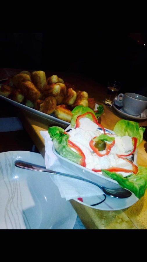 Bed And Breakfast Vila Lala Τζαχορίνα Εξωτερικό φωτογραφία
