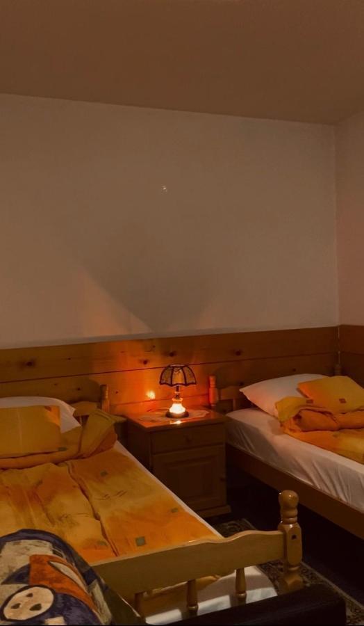 Bed And Breakfast Vila Lala Τζαχορίνα Εξωτερικό φωτογραφία