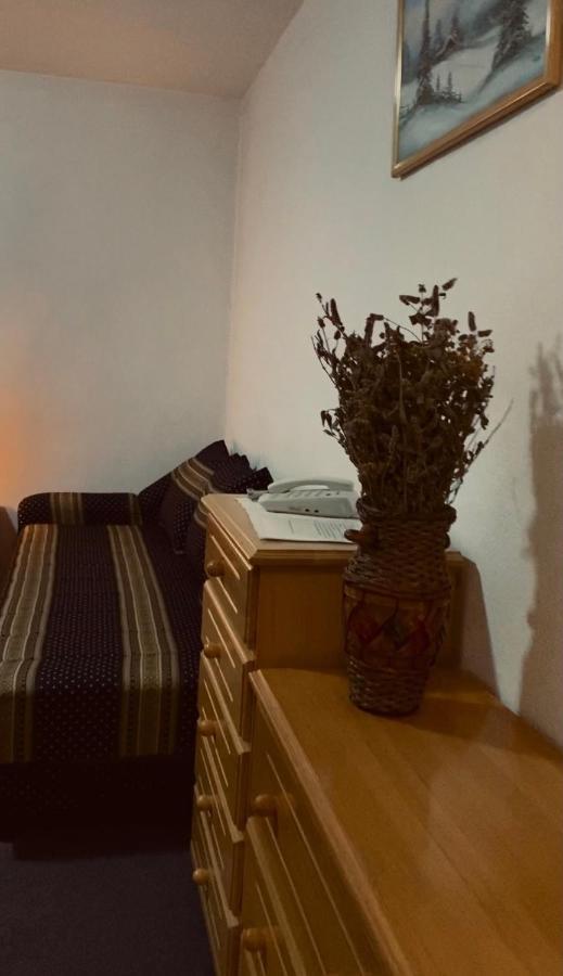 Bed And Breakfast Vila Lala Τζαχορίνα Εξωτερικό φωτογραφία